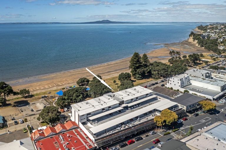 Photo of property in Ocean Breeze Apts, 7107/87 Clyde Road, Browns Bay, Auckland, 0630