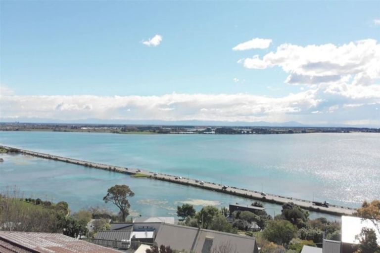 Photo of property in 27 Balmoral Lane, Redcliffs, Christchurch, 8081