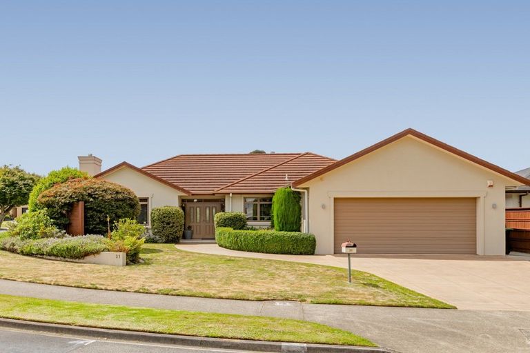 Photo of property in 31 Inverness Drive, Pyes Pa, Tauranga, 3112