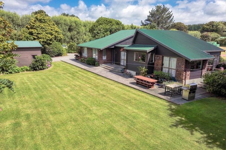 Photo of property in 38a Te Roto Road, Otaki, 5512
