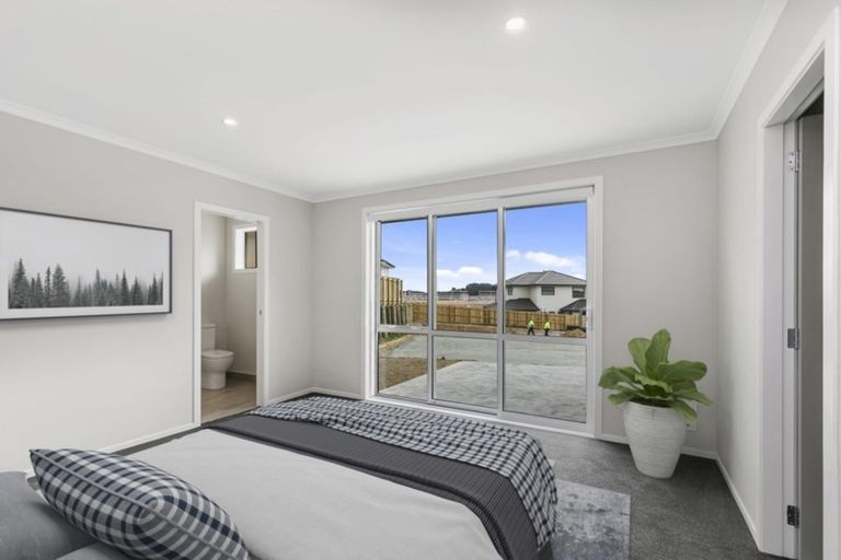 Photo of property in 10 Schooner Drive, Whitby, Porirua, 5024