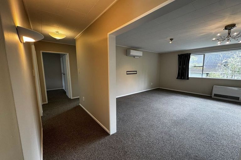 Photo of property in 4/462 Stokes Valley Road, Stokes Valley, Lower Hutt, 5019