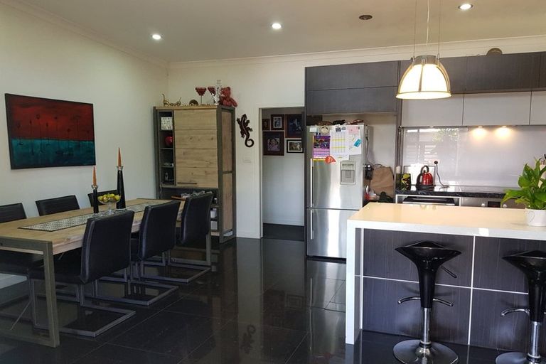 Photo of property in 111a Carlyle Street, Leamington, Cambridge, 3432