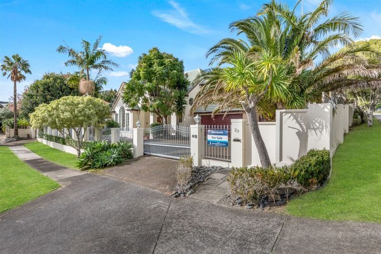 Photo of property in 23 Grammar School Road, Pakuranga, Auckland, 2010