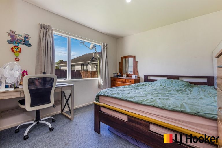 Photo of property in 41 Beaumonts Way, Manurewa, Auckland, 2102