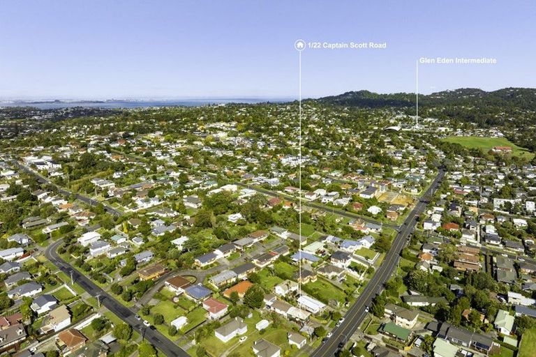 Photo of property in 1/22 Captain Scott Road, Glen Eden, Auckland, 0602