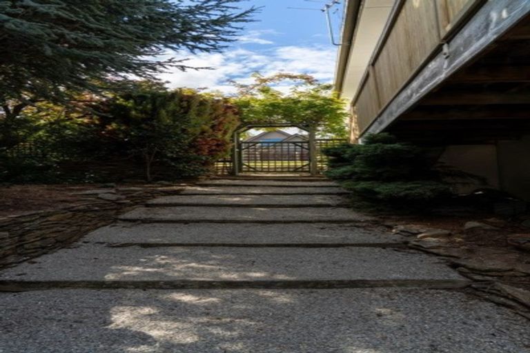 Photo of property in 82 Newcastle Street, Clyde, 9330