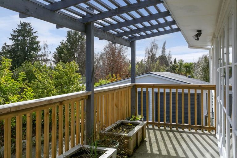 Photo of property in 62 Matuku Street, Two Mile Bay, Taupo, 3330