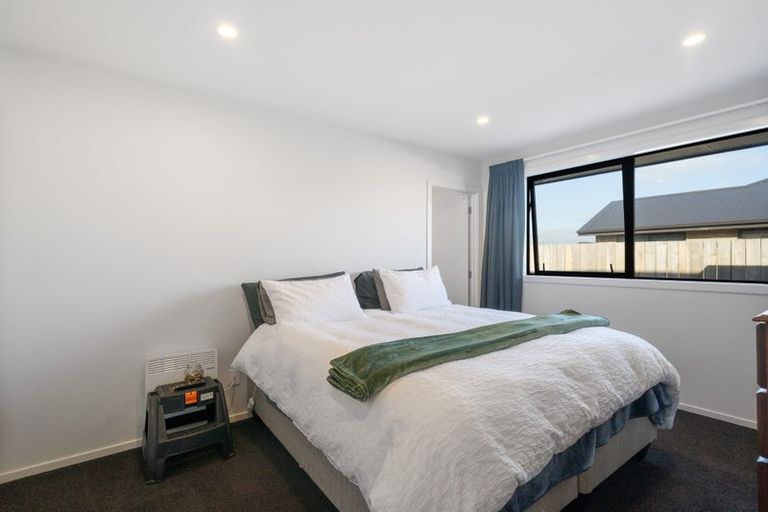 Photo of property in 30 Scully Place, Strathern, 9812