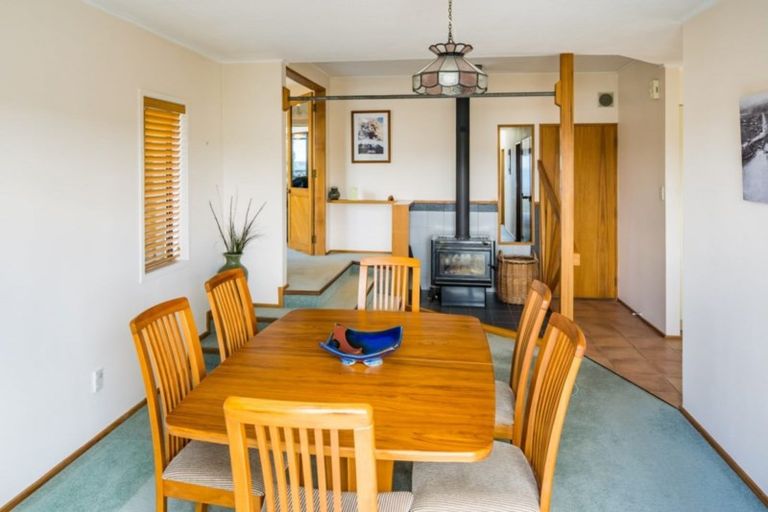 Photo of property in 45 Mana View Road, Paremata, Porirua, 5026