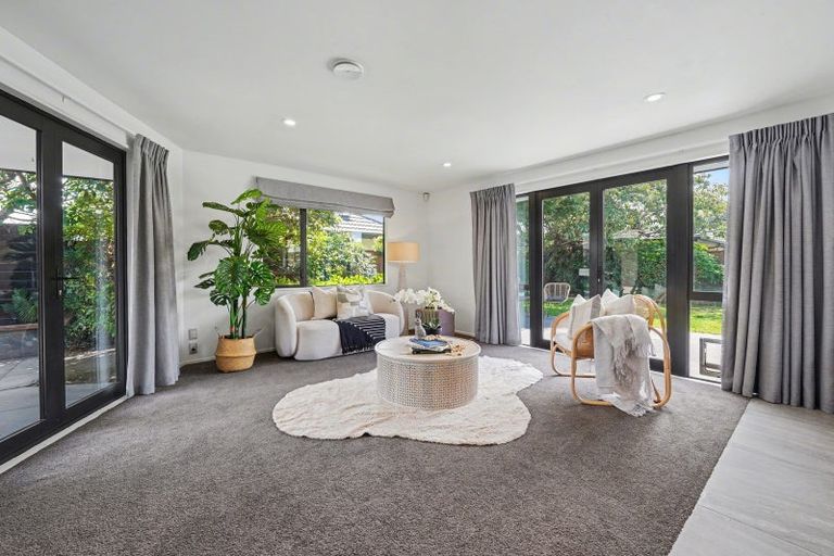 Photo of property in 7 Baltic Place, Northwood, Christchurch, 8051