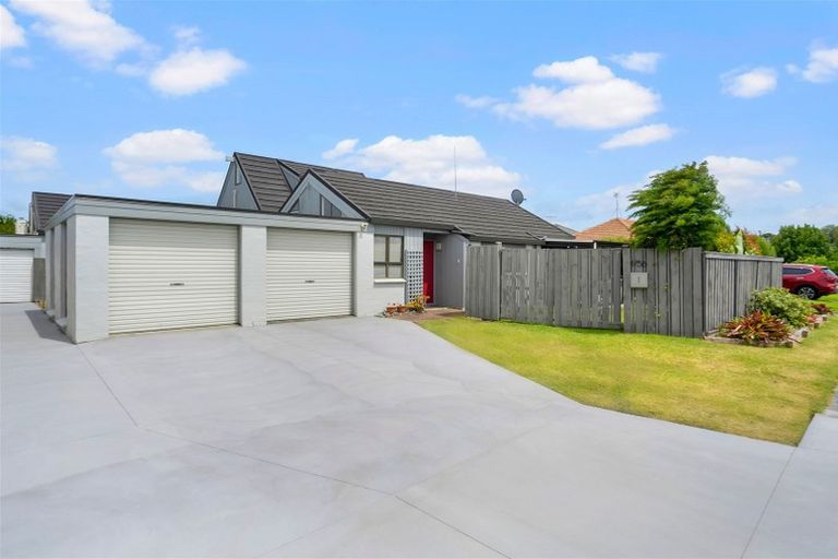 Photo of property in 1/56 Vivian Wilson Drive, Eastern Beach, Auckland, 2012