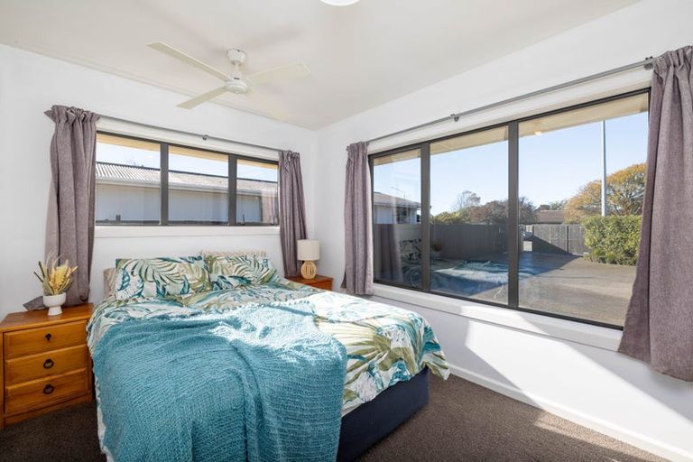 Photo of property in 102 Bridge Street, New Brighton, Christchurch, 8061
