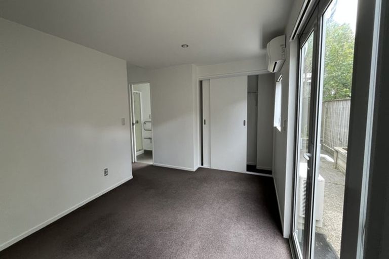 Photo of property in 5/12 Agra Crescent, Khandallah, Wellington, 6035