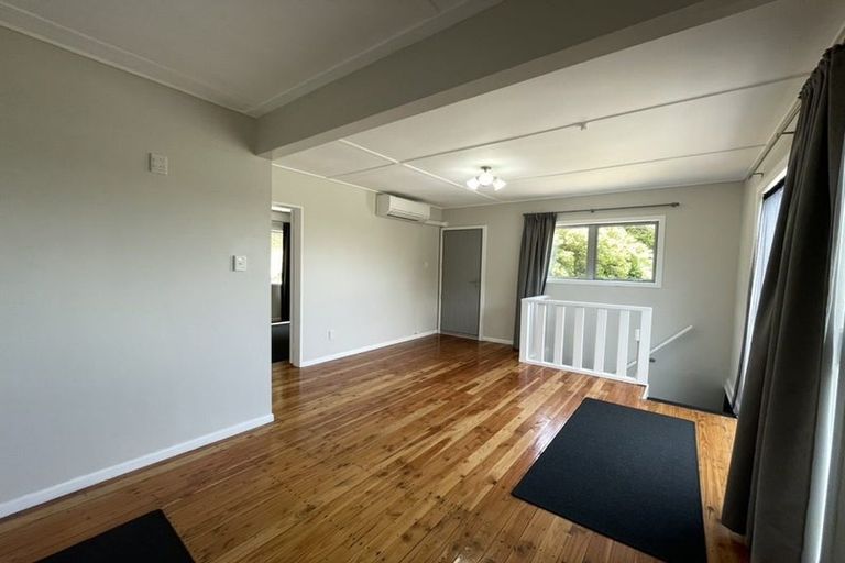 Photo of property in 97 Dowse Drive, Maungaraki, Lower Hutt, 5010