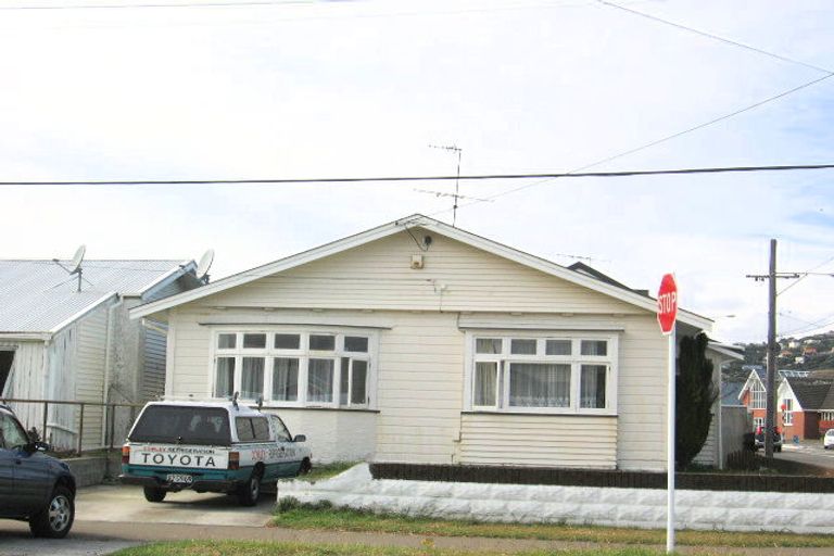 Photo of property in 72 Kauri Street, Miramar, Wellington, 6022