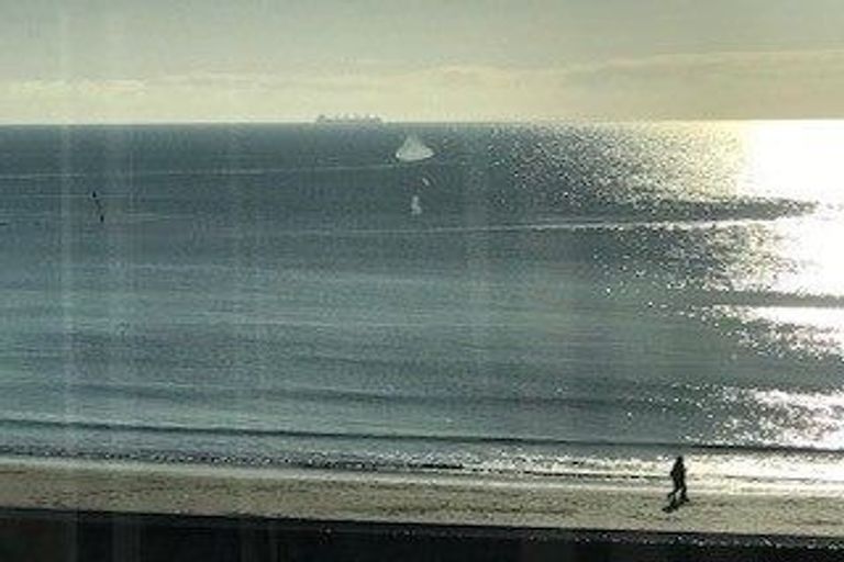 Photo of property in 17 The Strand, Takapuna, Auckland, 0622