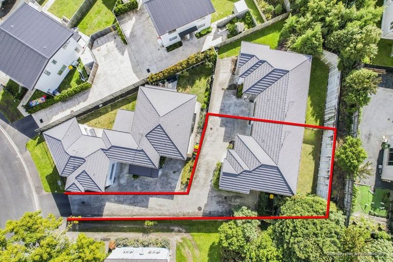 Photo of property in 4/50 Banbury Crescent, Fairfield, Hamilton, 3214