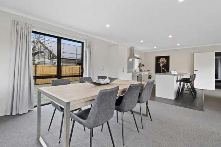 Photo of property in 8 Shepherd Road, Jacks Point, Queenstown, 9371