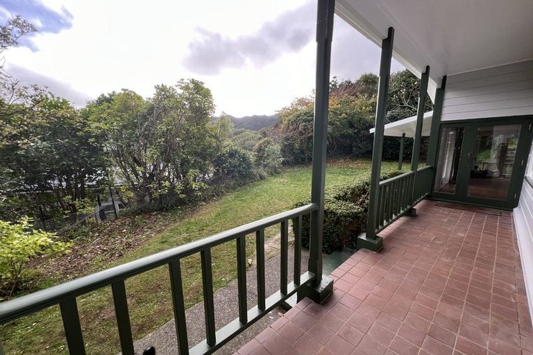 Photo of property in 5 Crofton Road, Ngaio, Wellington, 6035