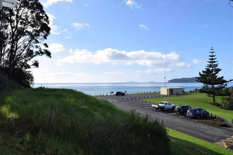 Photo of property in 82 Ocean Beach Road, Tairua, 3508