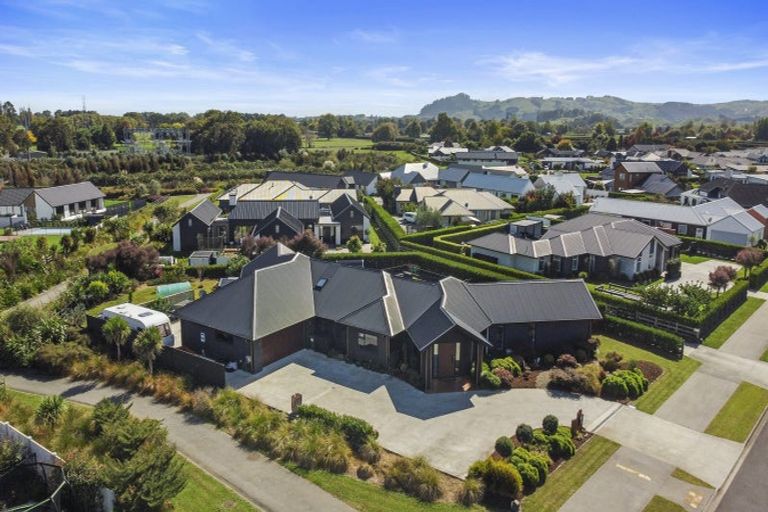 Photo of property in 71 Alan Livingston Drive, Cambridge, 3434