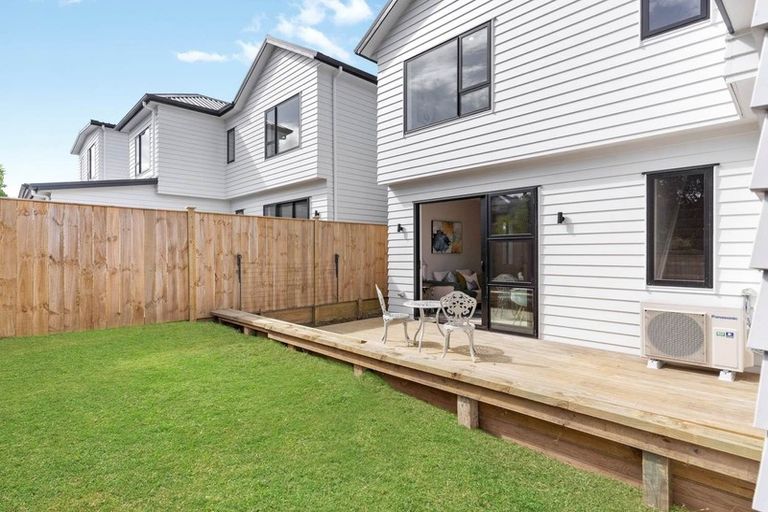 Photo of property in 54c Bleakhouse Road, Howick, Auckland, 2014