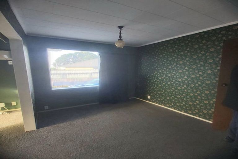 Photo of property in 96a Waiwhetu Road, Waterloo, Lower Hutt, 5011