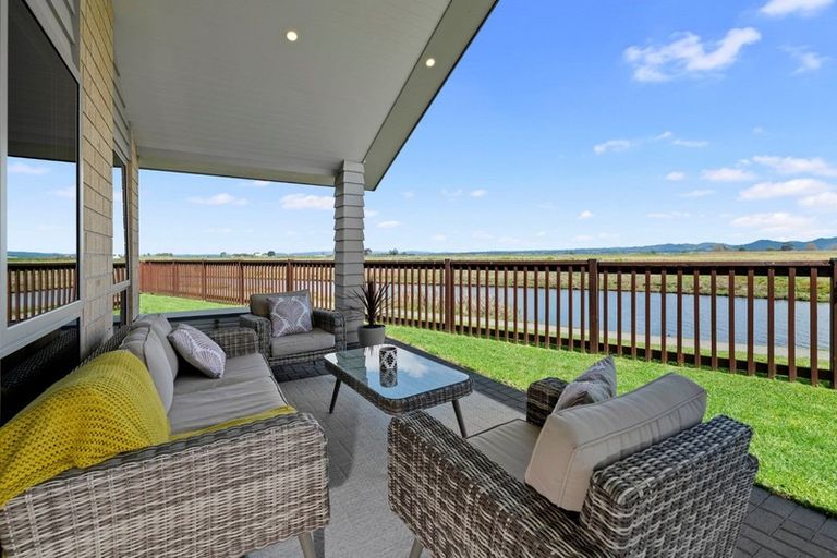 Photo of property in 40 Gibson Place, Papamoa Beach, Papamoa, 3118