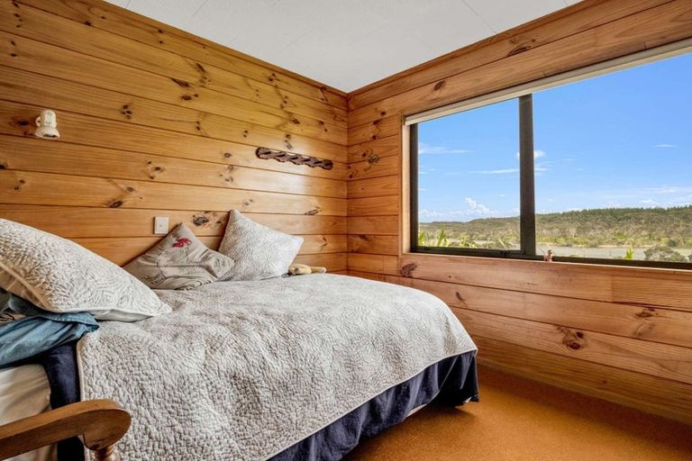 Photo of property in 487 Wilson Road, South Head, Helensville, 0874