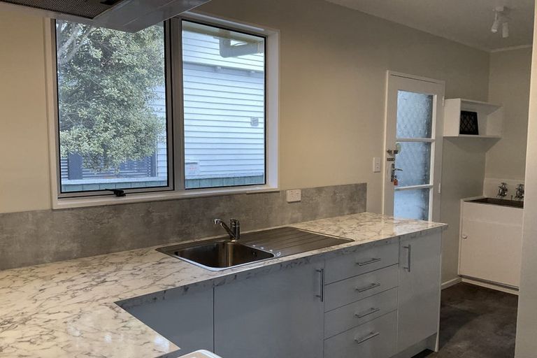 Photo of property in 5b Rawhiti Place, Saint Johns Hill, Whanganui, 4501