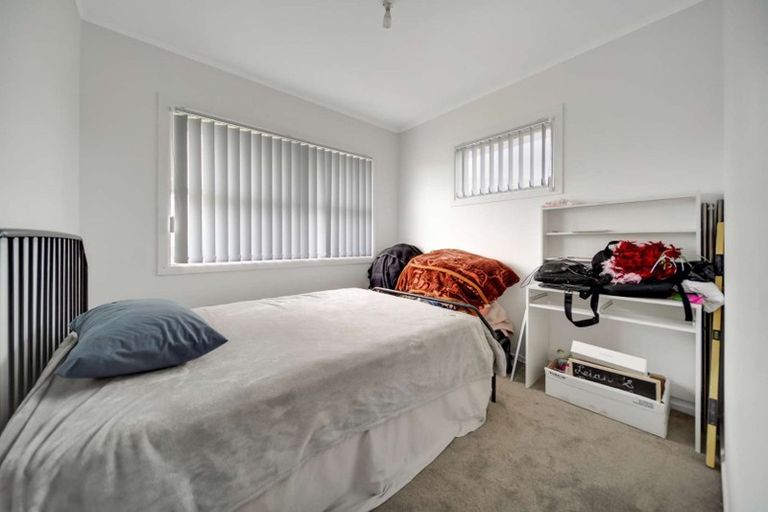 Photo of property in 5 Nairn Place, Otara, Auckland, 2023