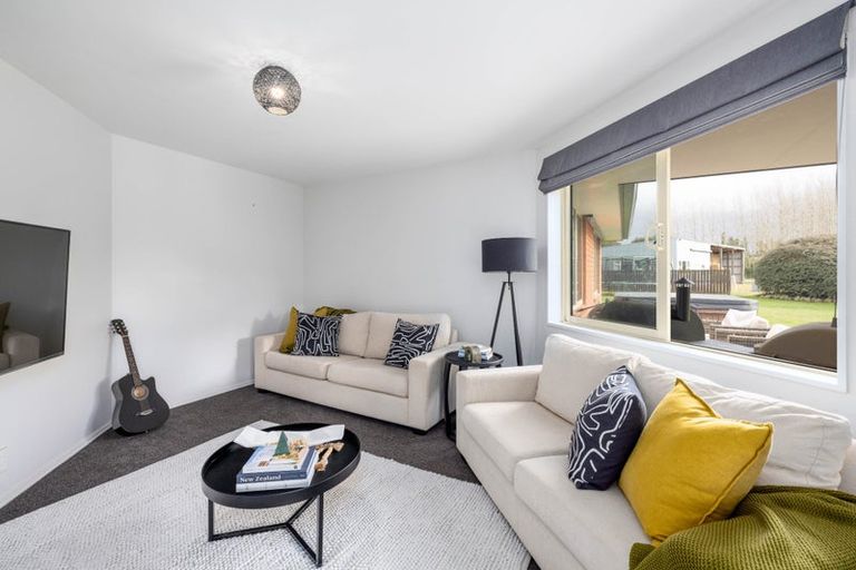 Photo of property in 1465 South Eyre Road, Swannanoa, 7476