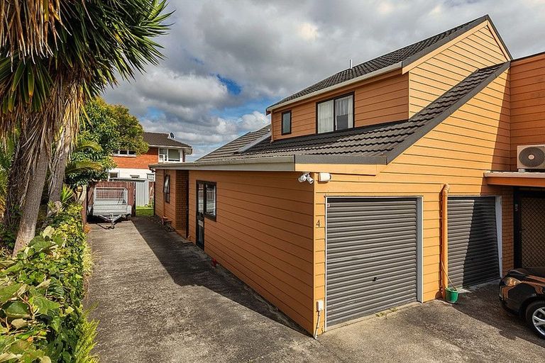 Photo of property in 4/6 Stanhope Road, Mount Wellington, Auckland, 1051