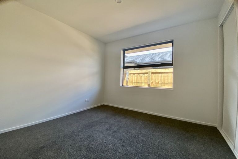 Photo of property in 8 Saddlers Lane, Yaldhurst, Christchurch, 8042