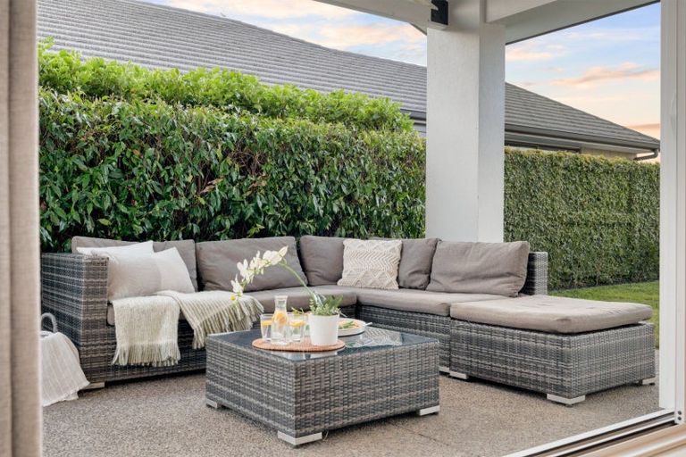 Photo of property in 70 Penetaka Heights, Pyes Pa, Tauranga, 3112