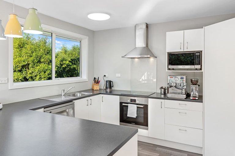 Photo of property in 16a Oldham Crescent, Halswell, Christchurch, 8025