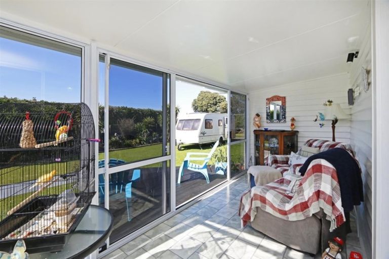 Photo of property in 202 Tasman Street, Opunake, 4616