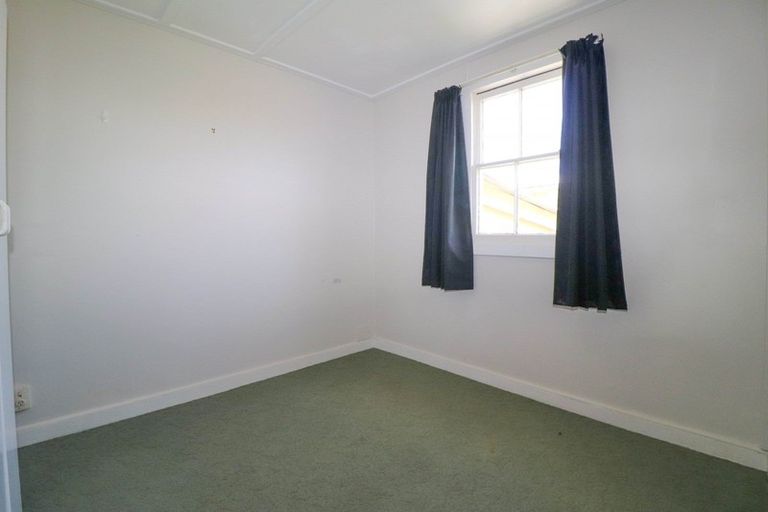Photo of property in 105 Coromandel Street, Thames, 3500