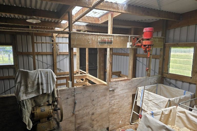 Photo of property in 842 Frankley Road, Hurworth, New Plymouth, 4371