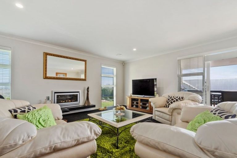 Photo of property in 5 Bernora Crescent, Bombay, 2675