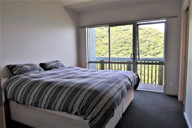 Photo of property in Onslow Heights, 17h Onslow Road, Khandallah, Wellington, 6035