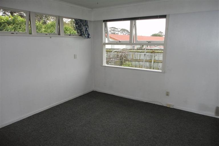 Photo of property in 2/23 Ti Rakau Drive, Pakuranga, Auckland, 2010