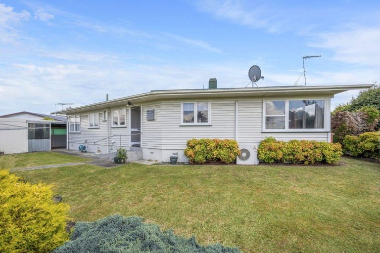 Photo of property in 12 Wavell Place, Putaruru, 3411