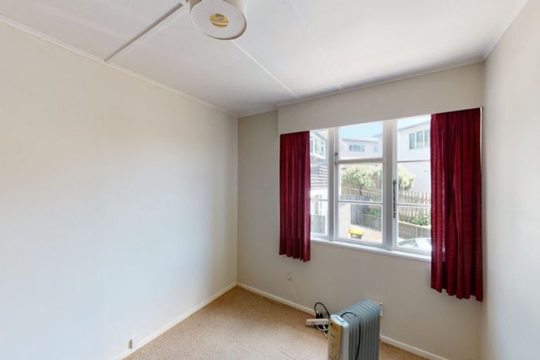 Photo of property in 20 Stephen Street, Johnsonville, Wellington, 6037