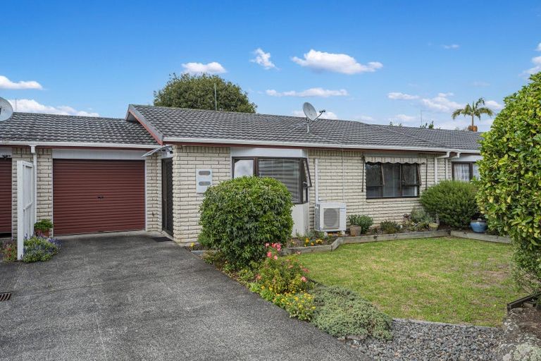 Photo of property in 4/1 Dinniss Avenue, Regent, Whangarei, 0112