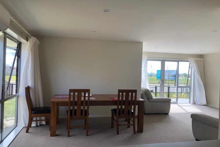 Photo of property in 43 Pegasus Boulevard, Pegasus, 7612