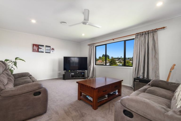 Photo of property in 10 Barnsley Close, Bethlehem, Tauranga, 3110