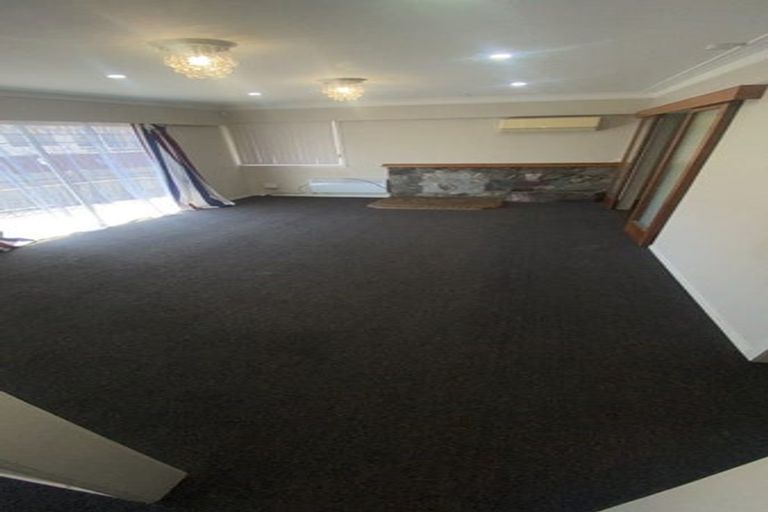 Photo of property in 96 Beaumonts Way, Manurewa, Auckland, 2102