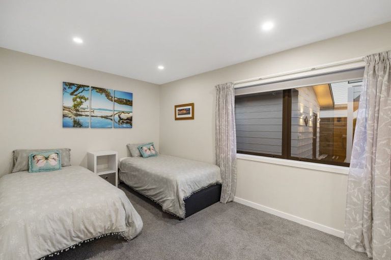 Photo of property in 26 Harbour View Road, Omokoroa, 3114
